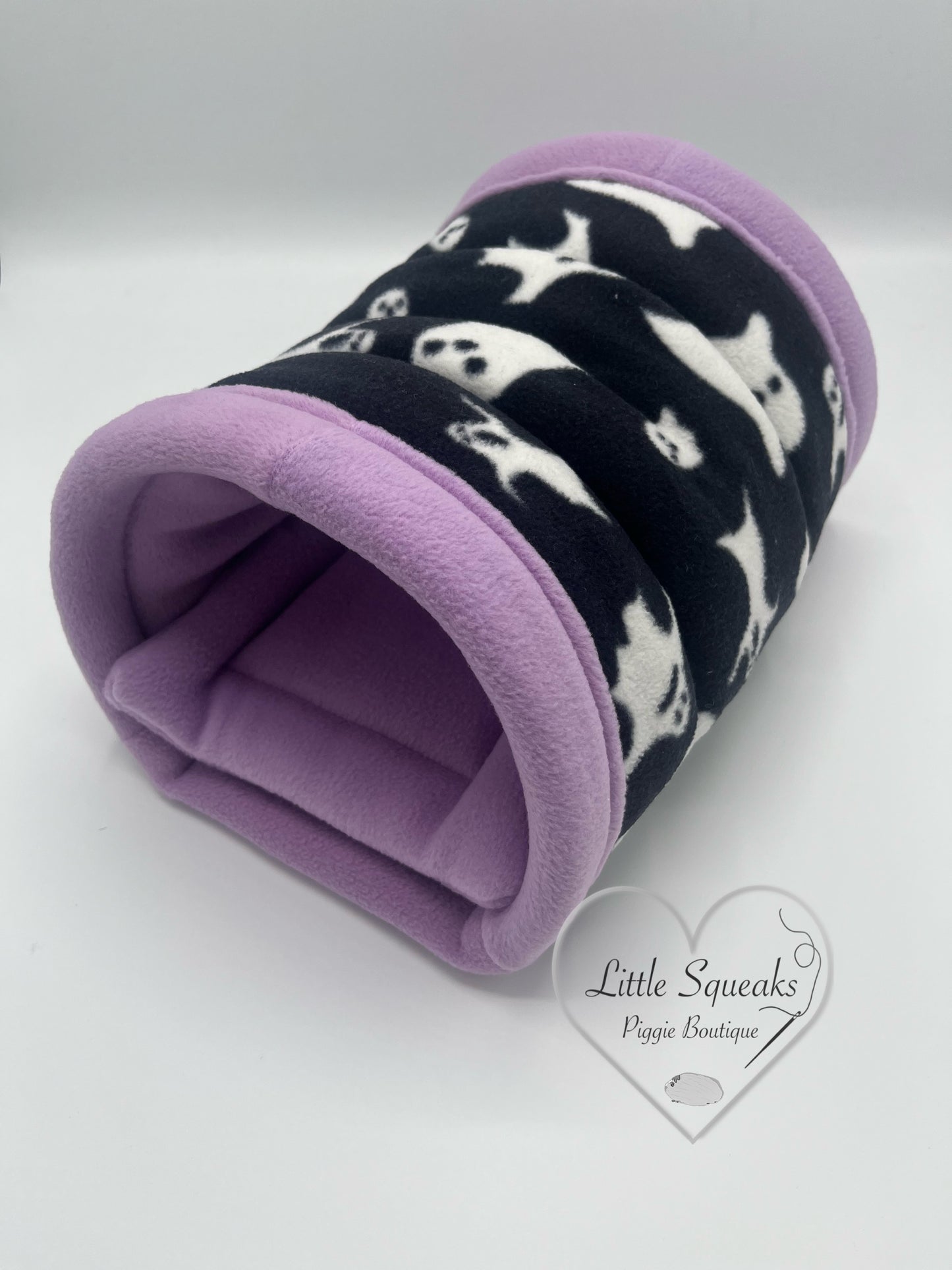 Spooky Ghosts Cuddle Tunnel with Pee Pad - Guinea Pig Bed/Hide