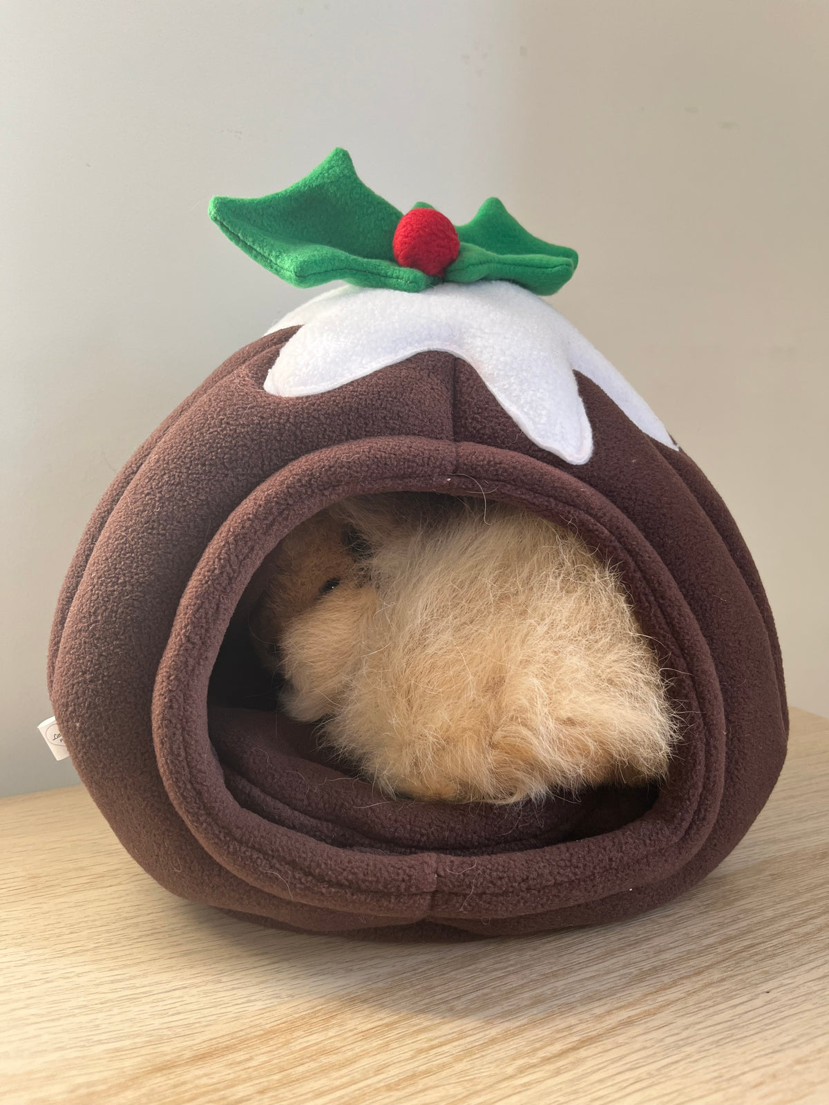 Christmas Pudding - Christmas Guinea Pig Bed/Hide