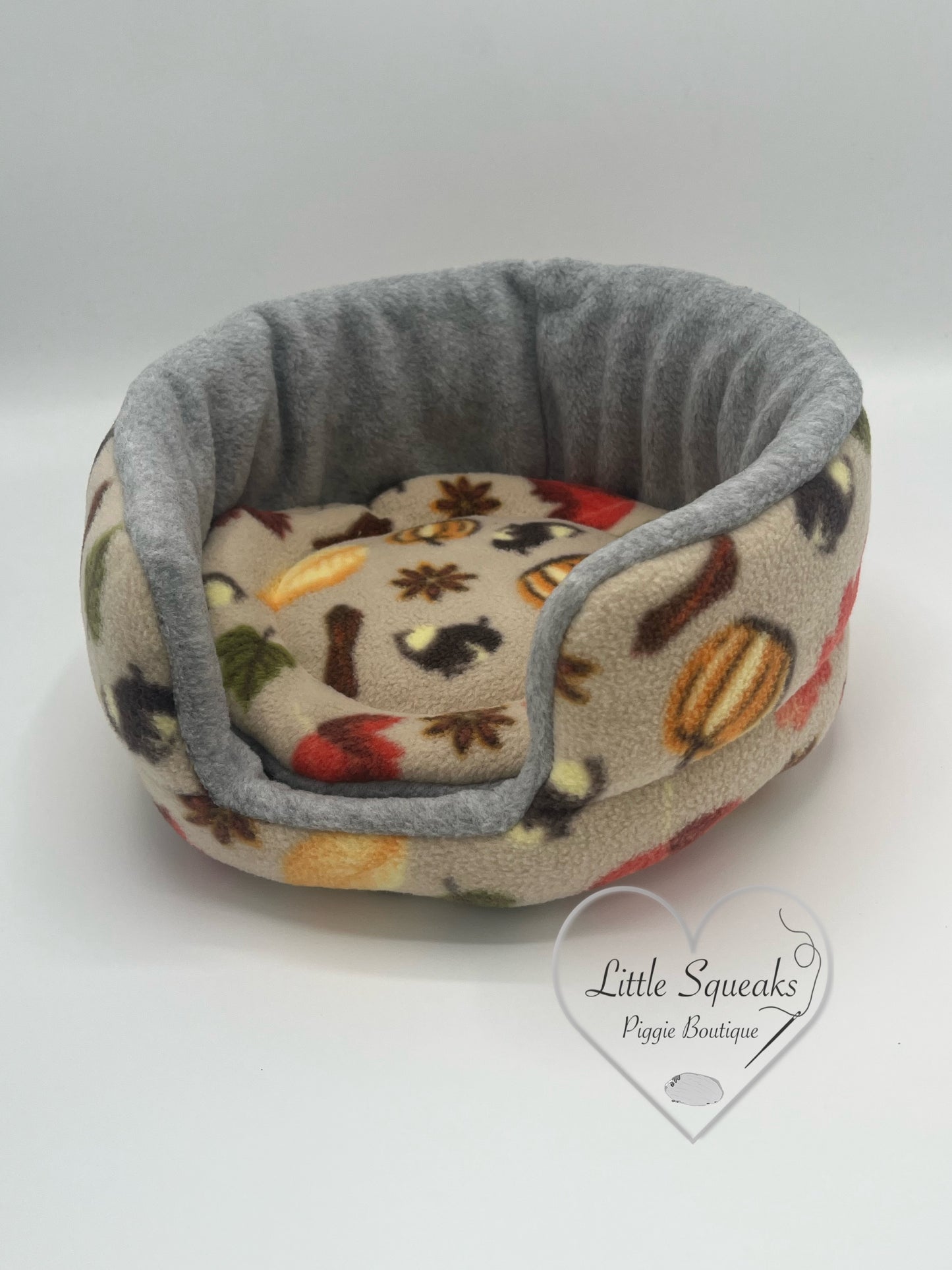 Autumn Spice Cuddle Cup - Guinea Pig Bed/Hide