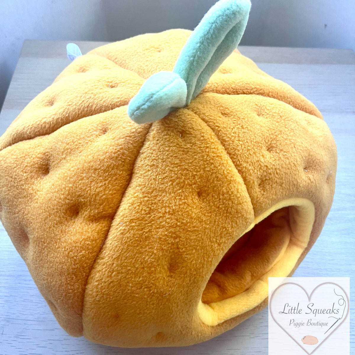Orange Cosy Pod - Guinea Pig Bed/Hide