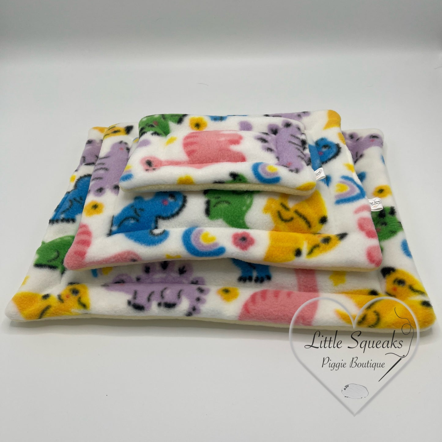 Dinosaur Pee Pad for Guinea Pigs (Dinosaur Collection)
