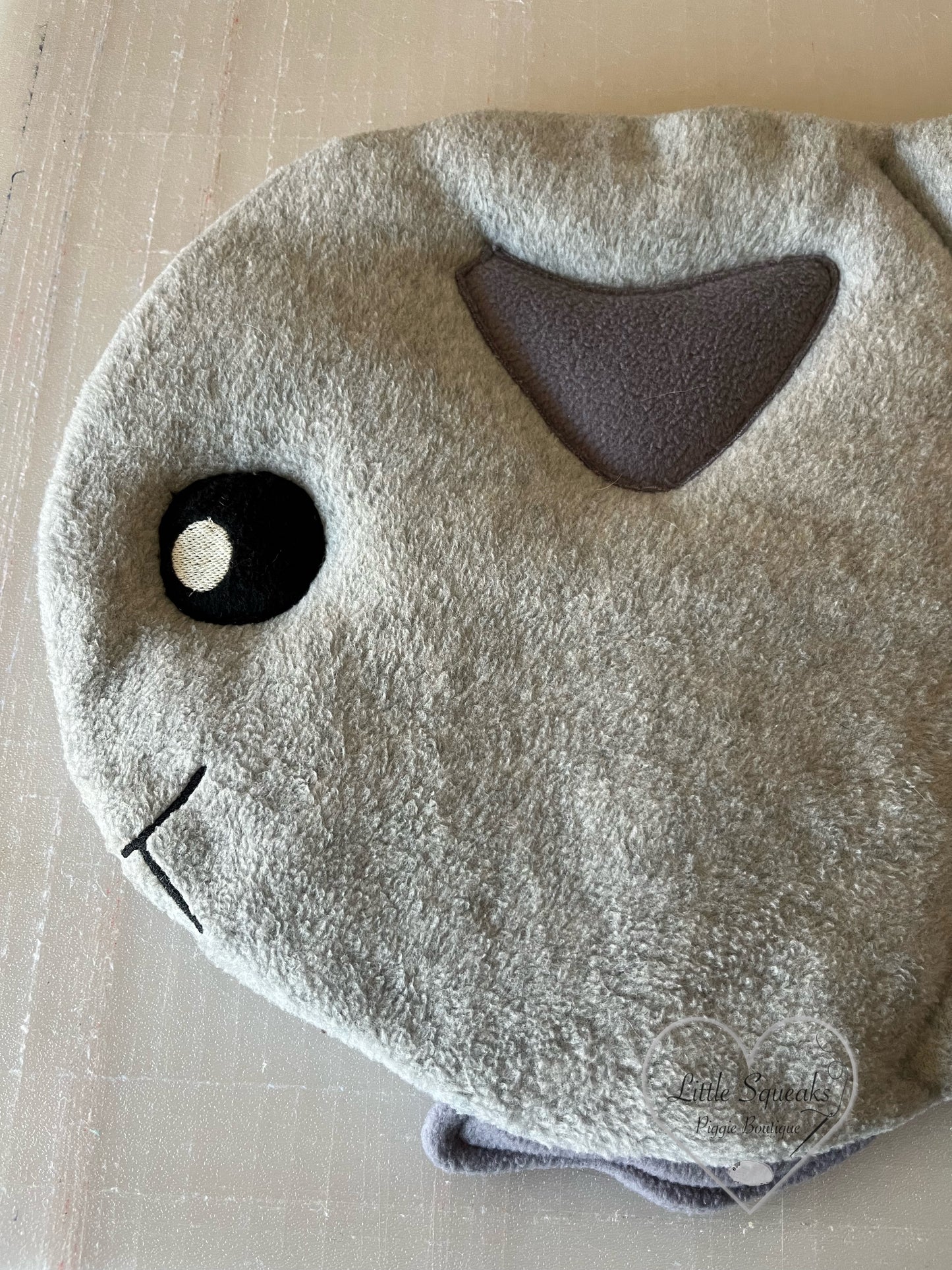 Piggie Pad - waterproof lap pad/ pee pad for guinea pigs (Grey)