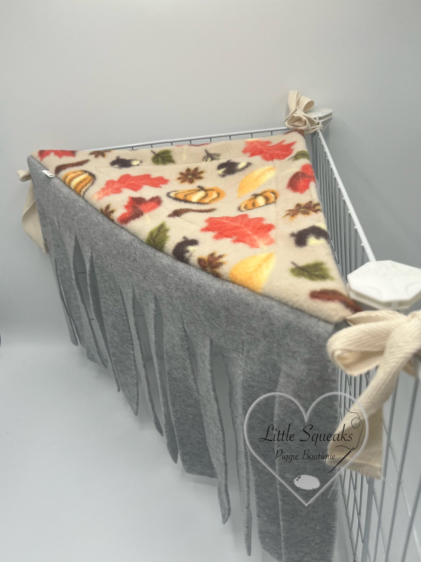 Autumn Spice Corner Forest Fleece - Guinea Pig Hide/Hideout