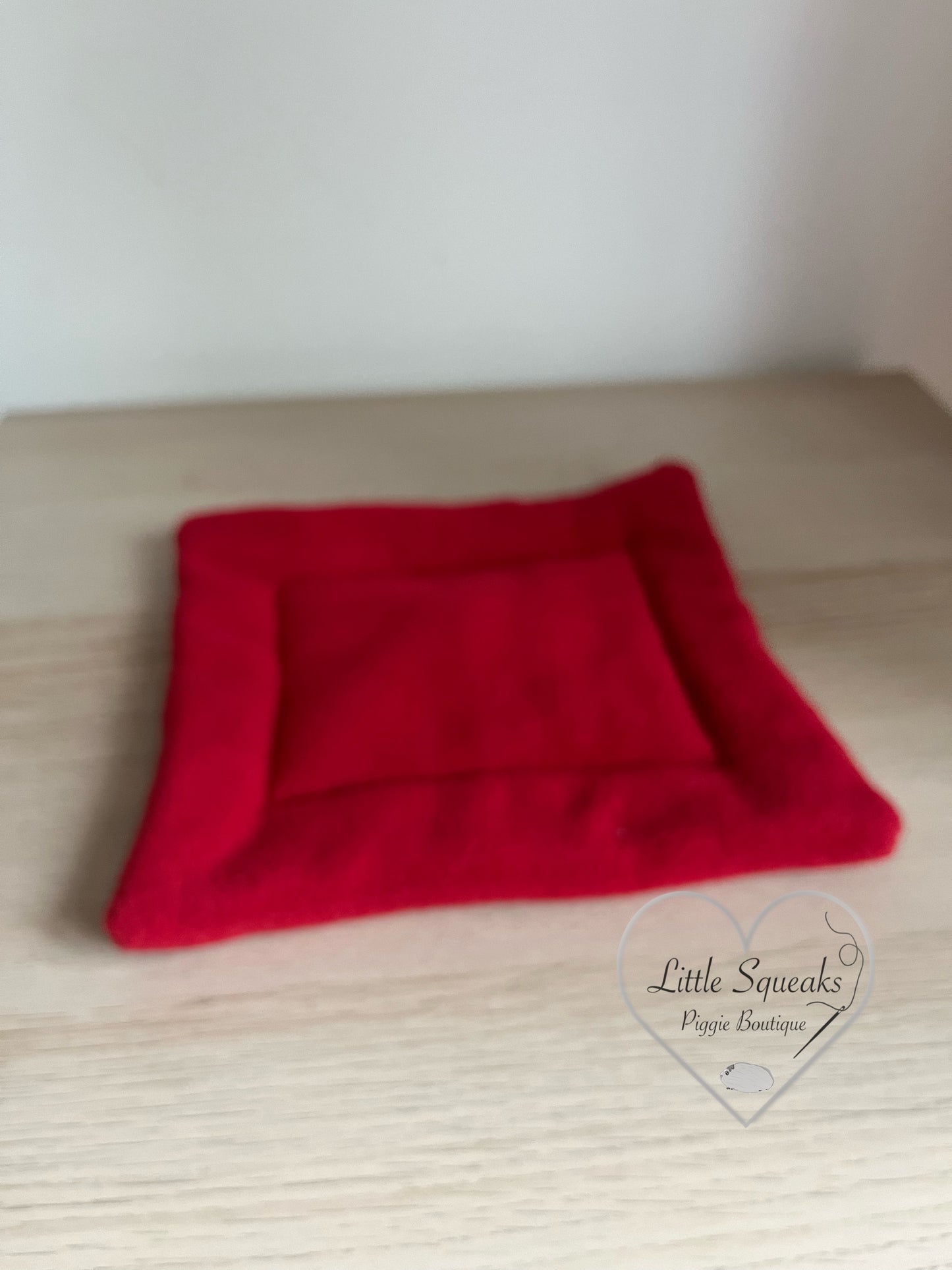 Square Pee Pad - for Cuddle Cube (Red)