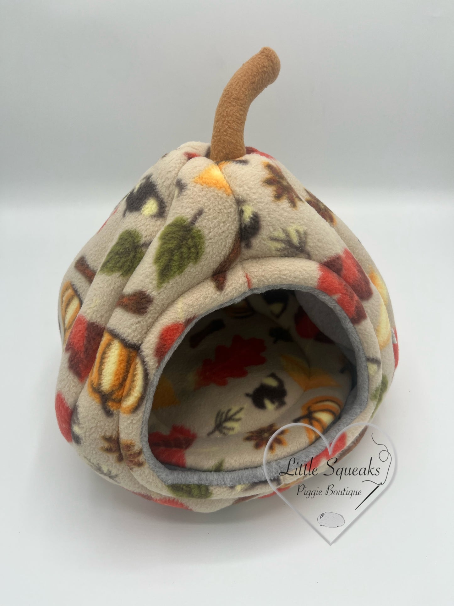 Autumn Spice Cosy Pod - Guinea Pig Bed/Hide