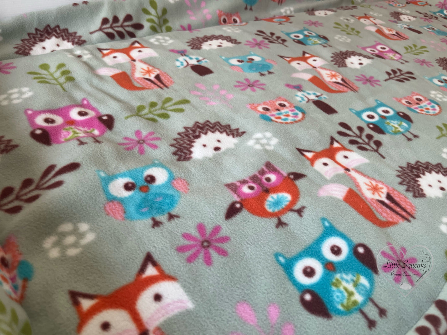 Woodland Friends Fleece Cage Liner – Soft Bedding for Guinea Pig Cages