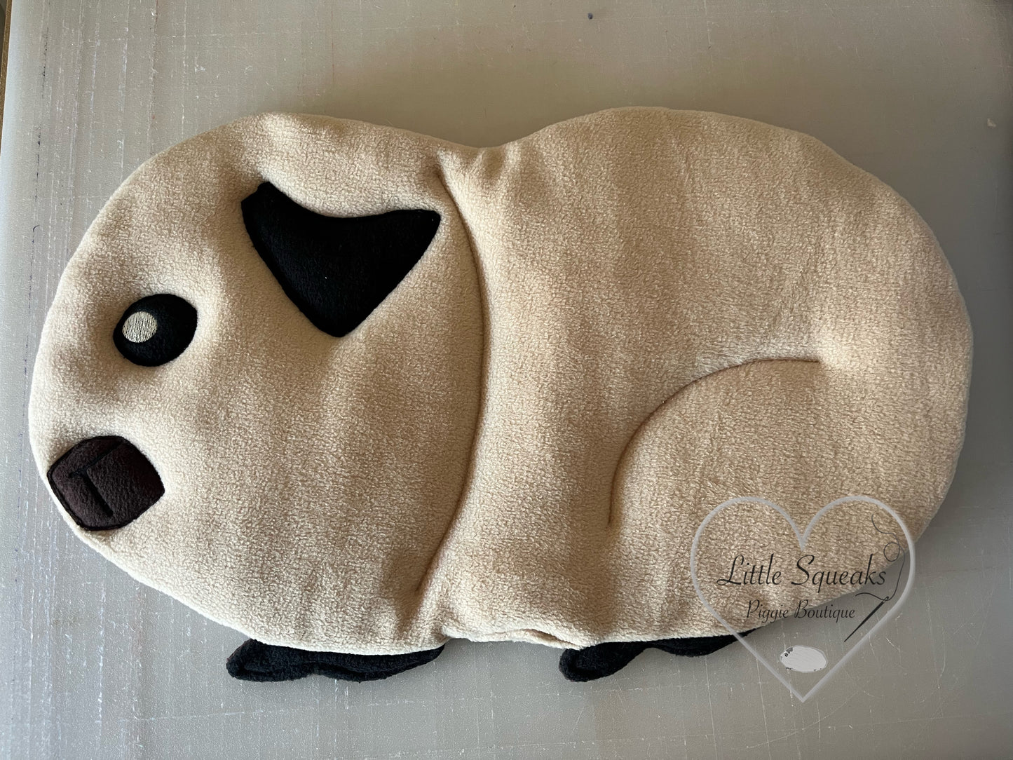 Piggie Pad - waterproof lap pad/ pee pad for guinea pigs (Beige/Cali)