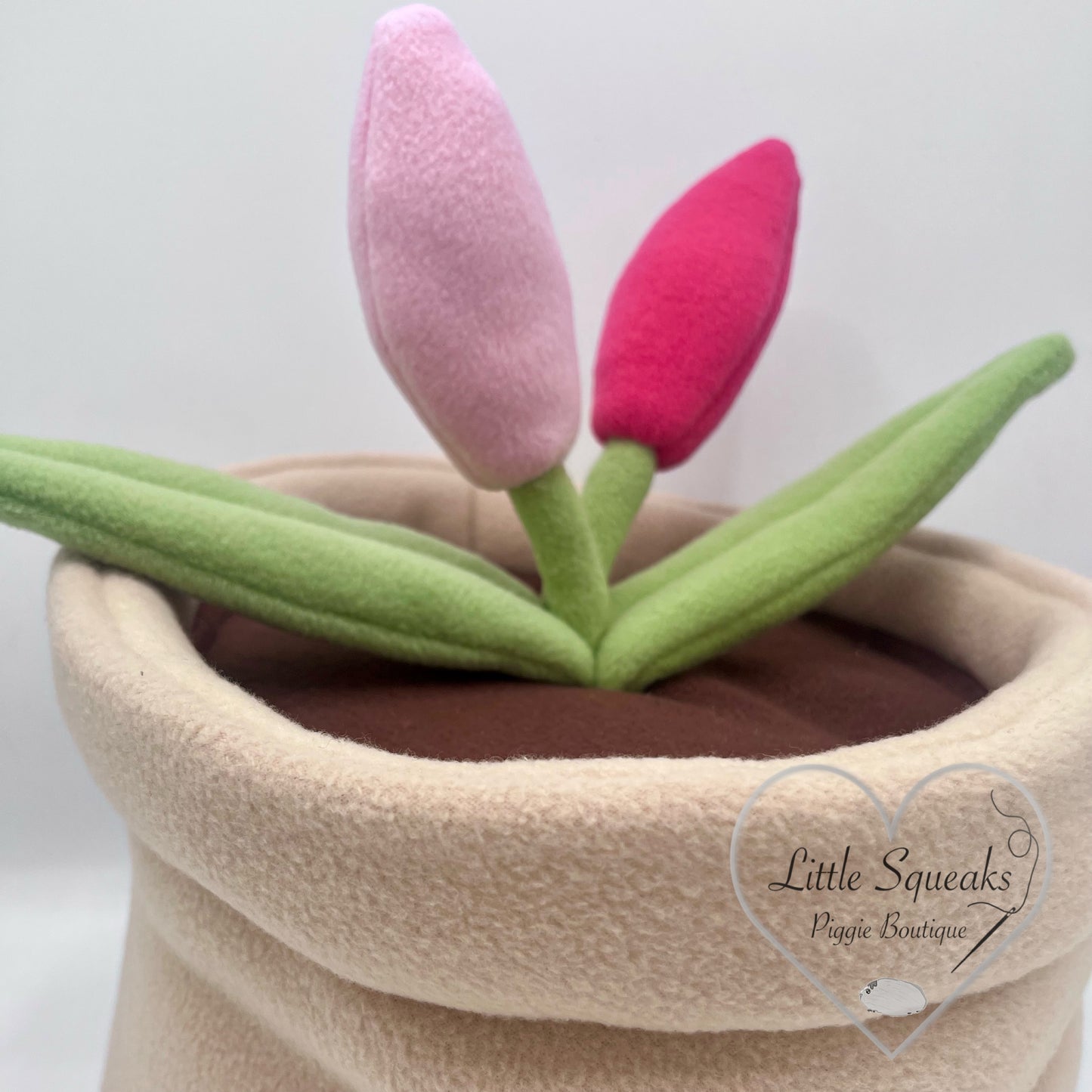 Flower Pot - Guinea Pig Bed/Hide (Flower Garden Collection)