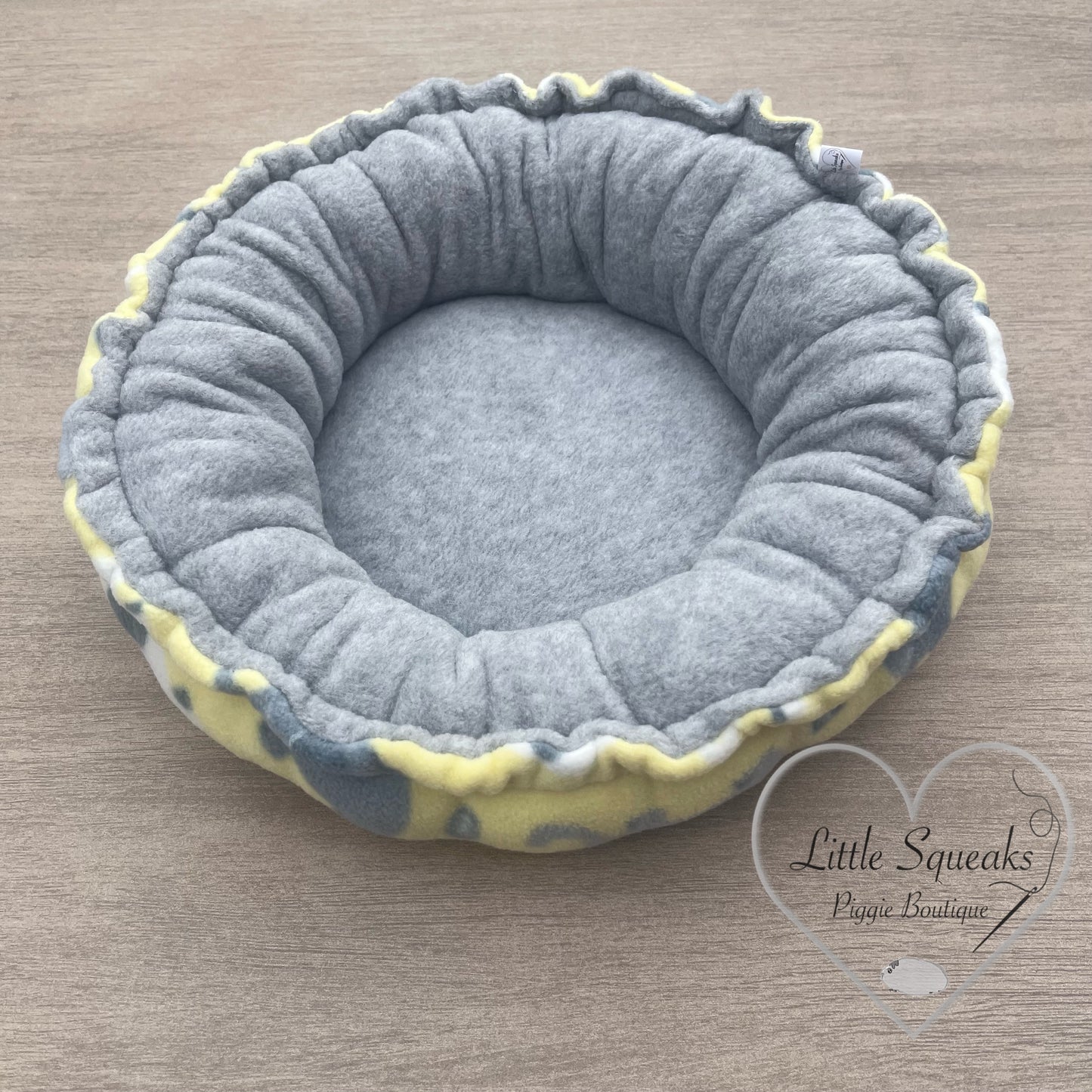 Squishy Donut Bed for Guinea Pigs - Elephants