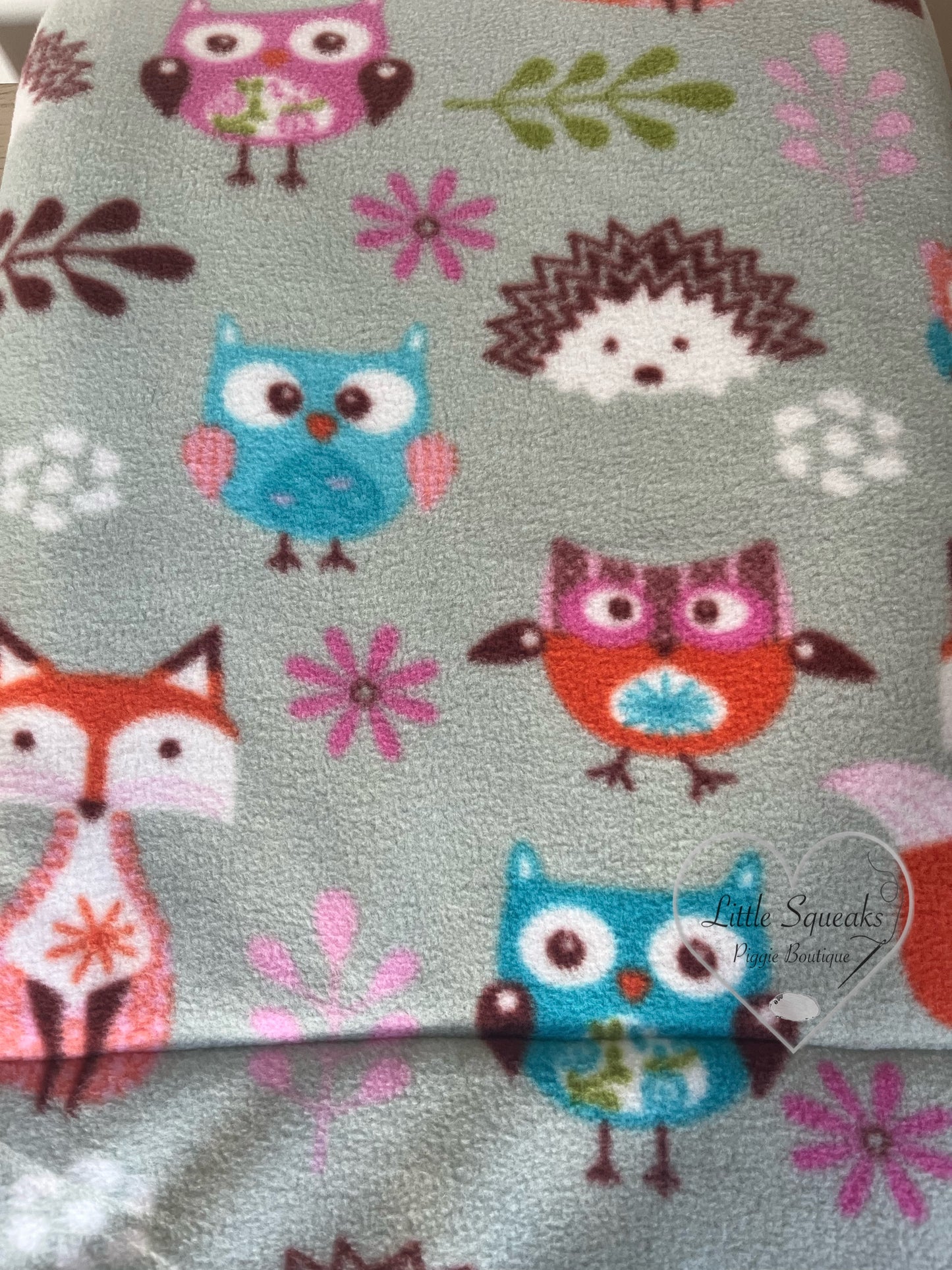 Woodland Friends Fleece Cage Liner – Soft Bedding for Guinea Pig Cages