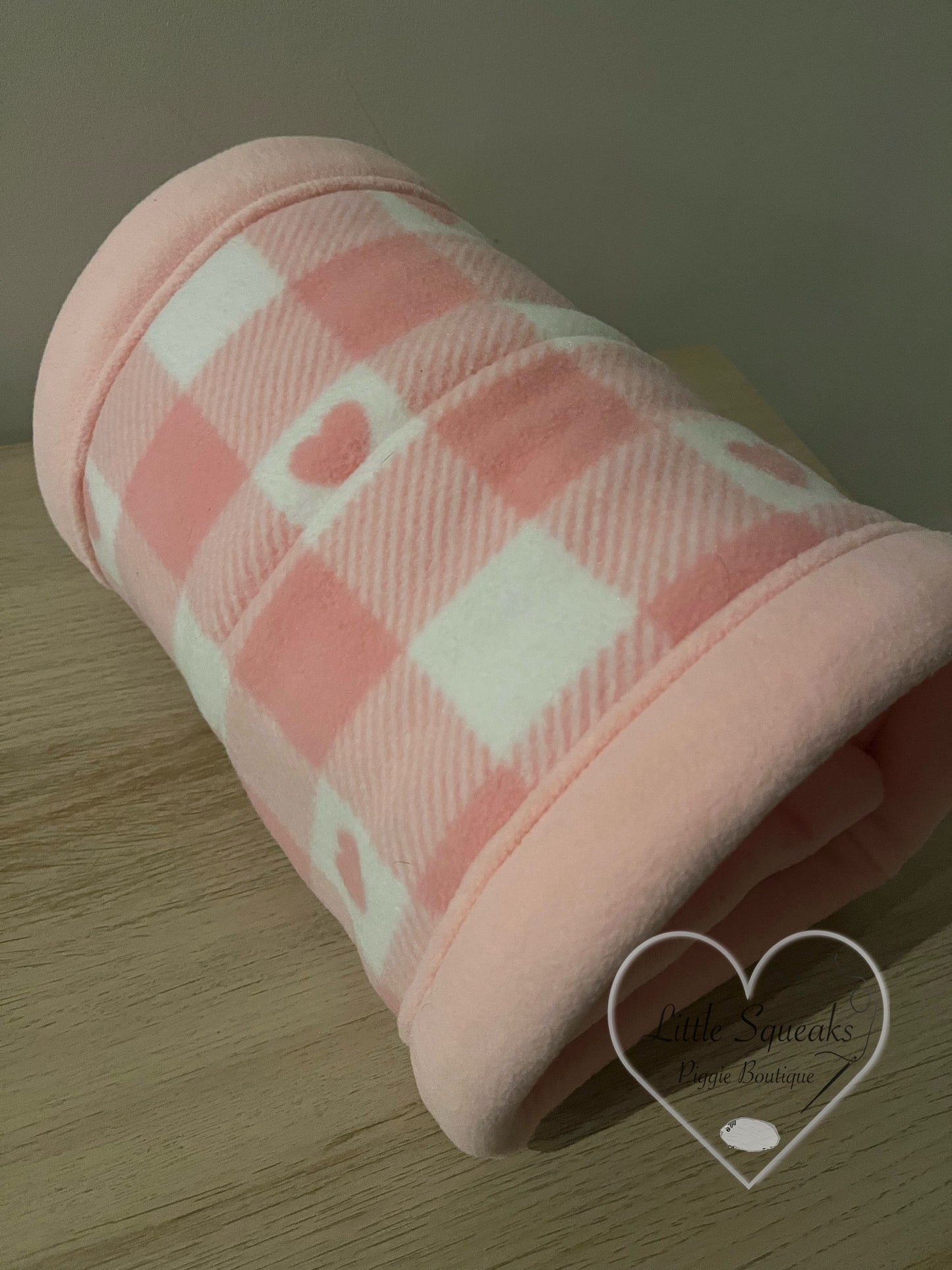 Pink Heart Check Cuddle Tunnel with Pee Pad - Guinea Pig Bed/Hide