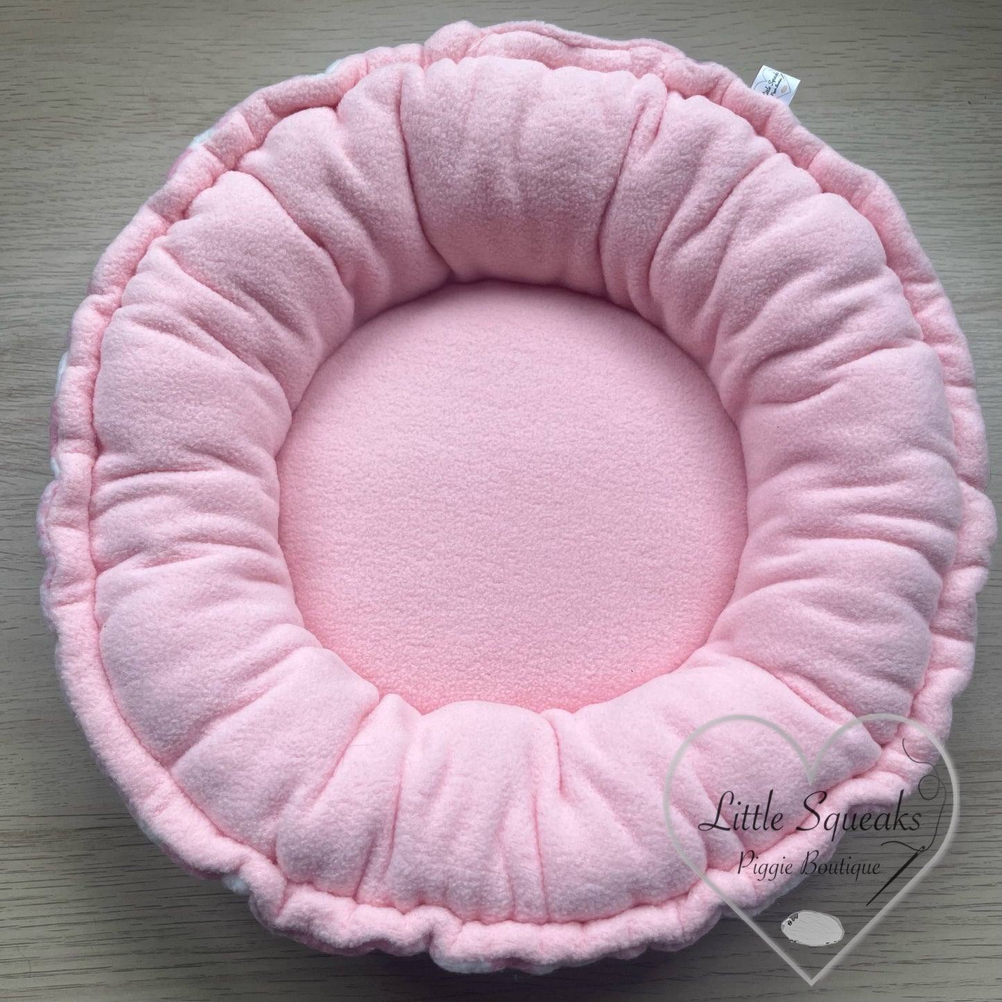 Squishy Donut Bed for Guinea Pigs - Pink Heart Check