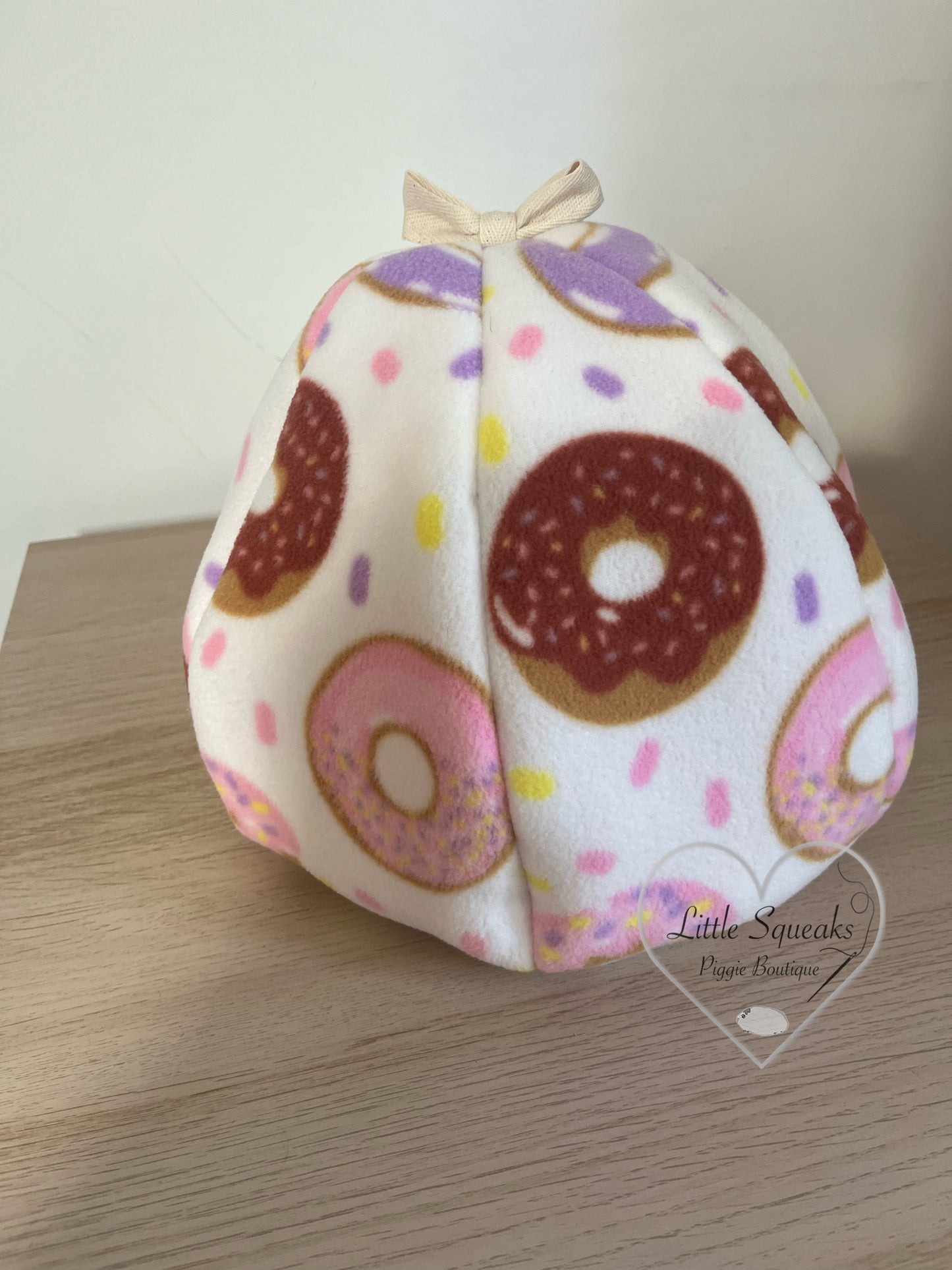 Donuts & Sprinkles Cosy Pod - Guinea Pig Bed/Hide