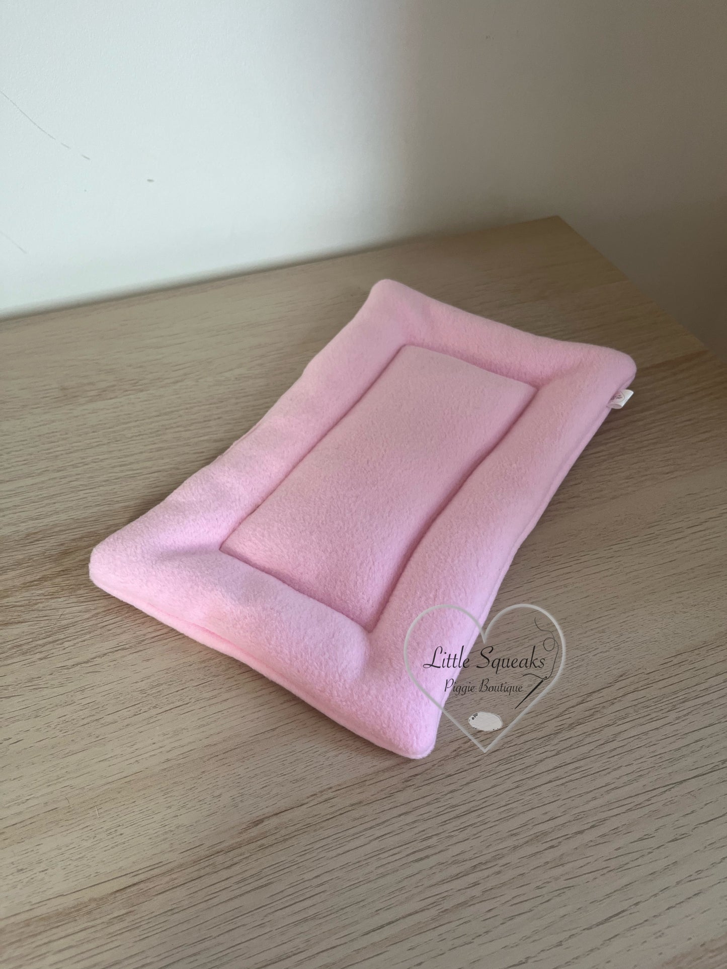Additional Rectangular Cuddle Tunnel Pee Pad - for Guinea Pigs (Baby Pink)