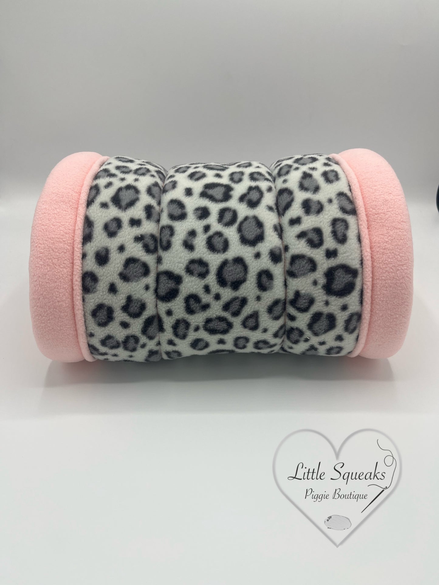 Snow Leopard Cuddle Tunnel with Pee Pad - Guinea Pig Bed/Hide