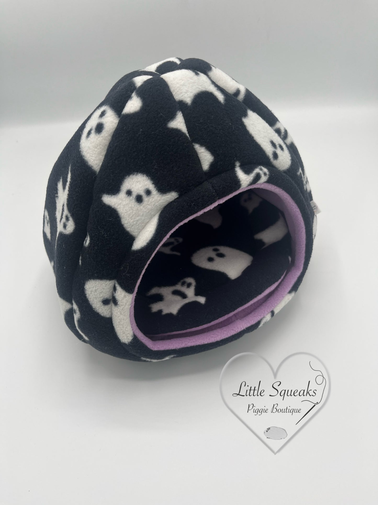 Spooky Ghosts Cosy Pod - Guinea Pig Bed/Hide
