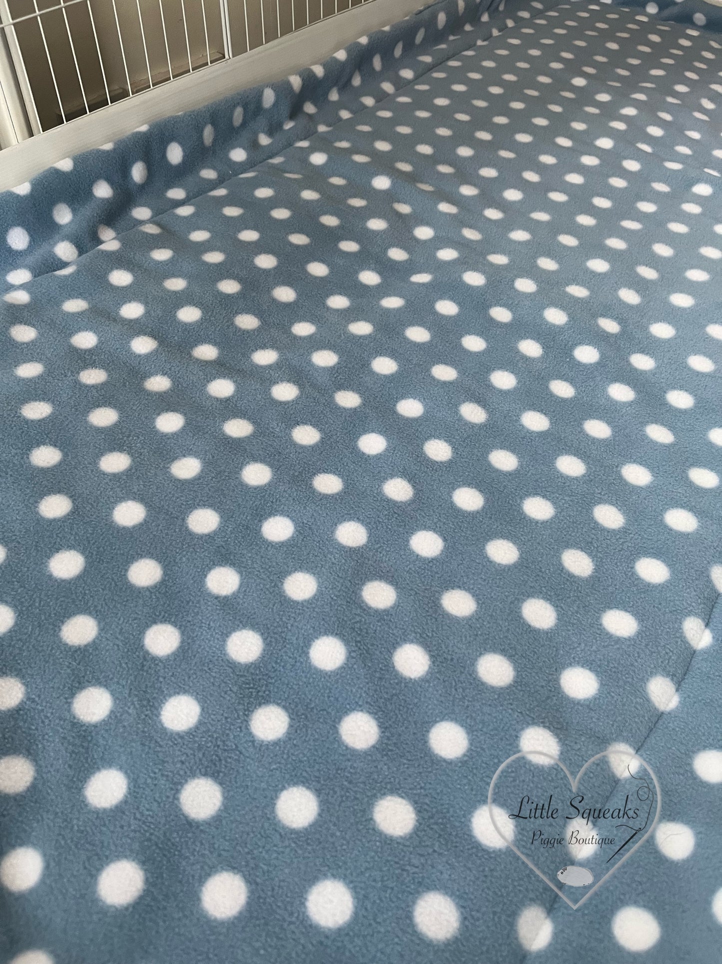 Fleece Cage Liner for Guinea Pigs - Blue Spotted