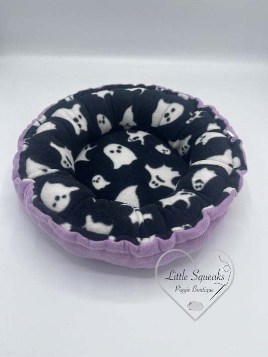 Squishy Donut Bed for Guinea Pigs - Spooky Ghosts