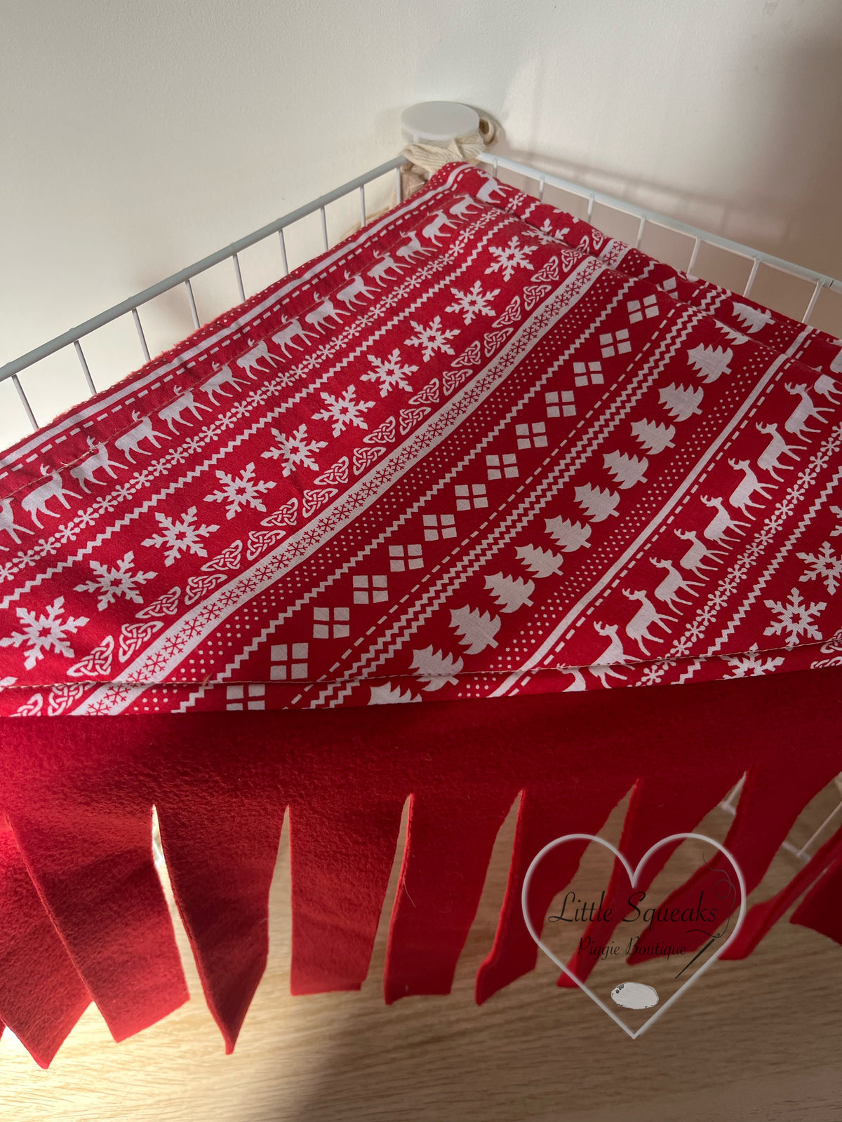 Christmas Corner Forest Fleece - Guinea Pig Hide/Hideout (Nordic)