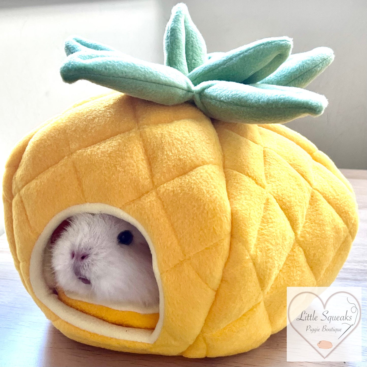 Pineapple Cosy Pod - Guinea Pig Bed/Hide