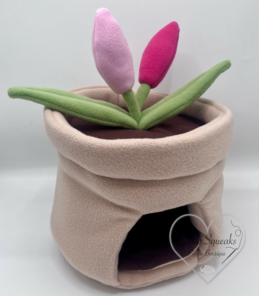 Flower Pot - Guinea Pig Bed/Hide (Flower Garden Collection)