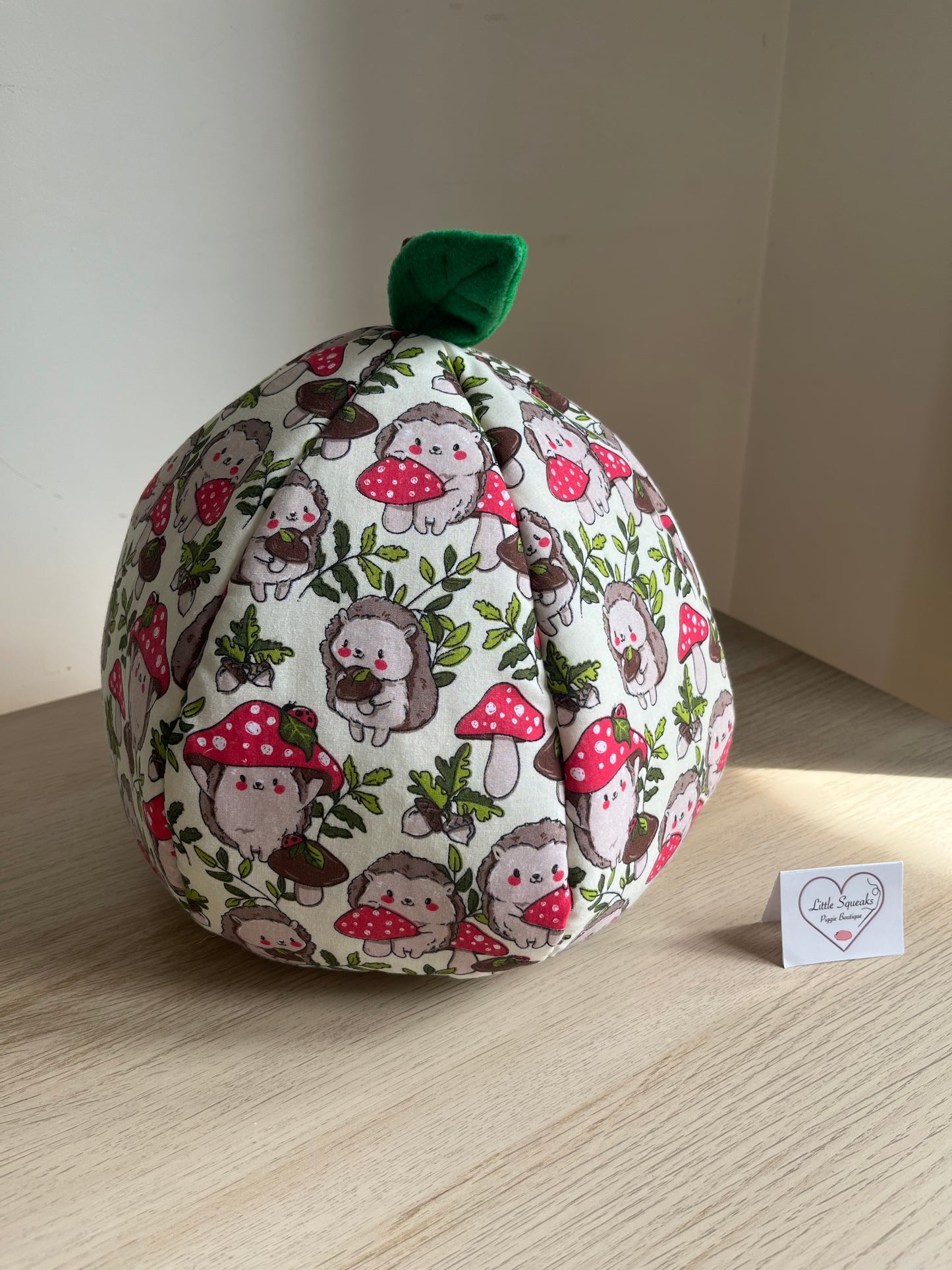 Enchanted Hedgehog Collection Cosy Pod - Guinea Pig Bed/Hide