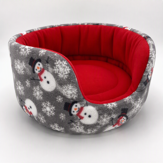 Snowman Cuddle Cup - Guinea Pig Bed/Hide