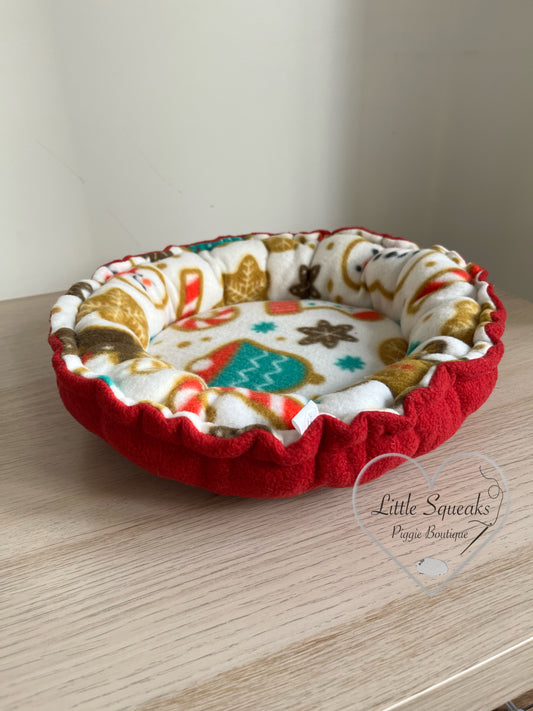 Christmas Donut Bed for Guinea Pigs (White Christmas)