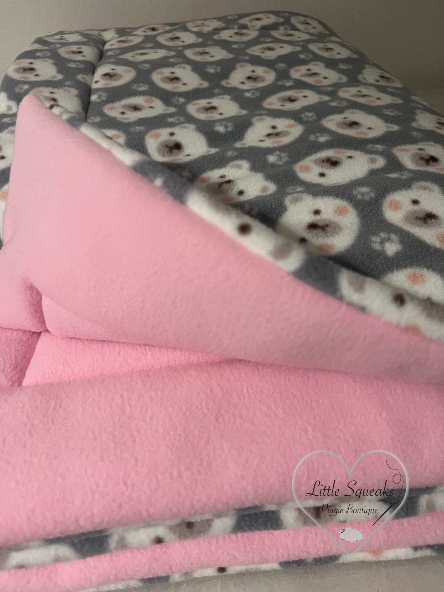 Fleece Cage Liner for Guinea Pigs - Grey Teddy Bears/Pink