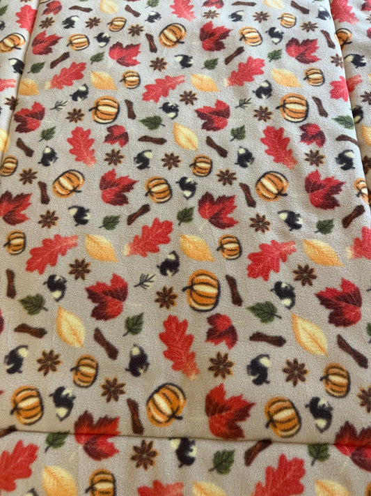 Custom size pee pads for Guinea Pigs 31025H