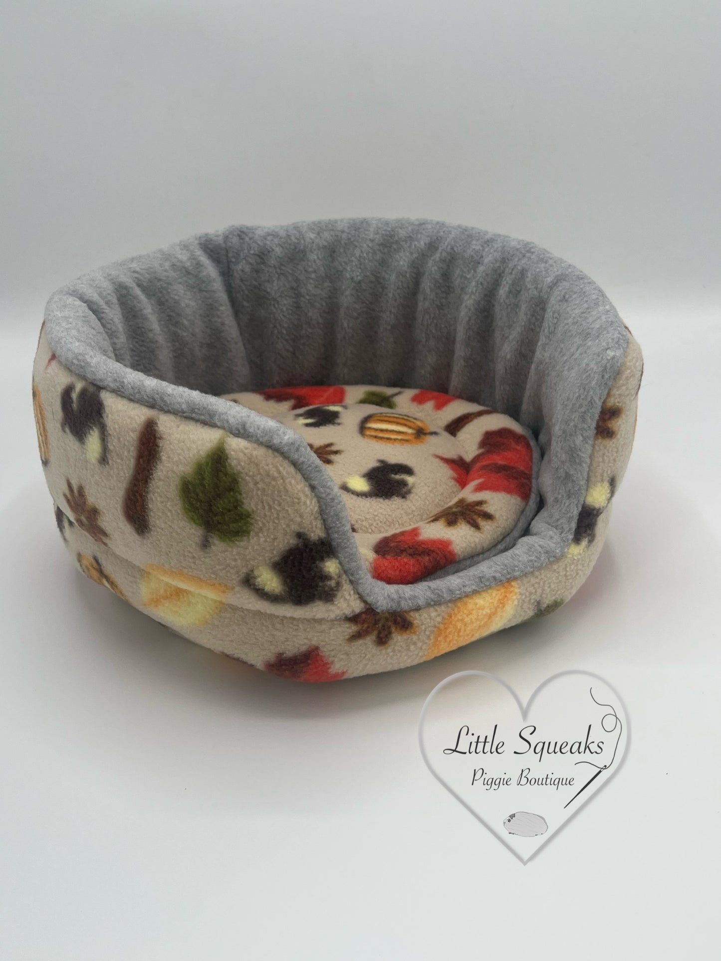 Autumn Spice Cuddle Cup - Guinea Pig Bed/Hide