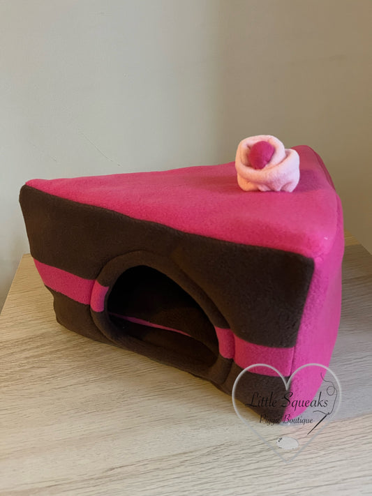 Slice of Cake (Chocolate) - Guinea Pig Bed/Hide