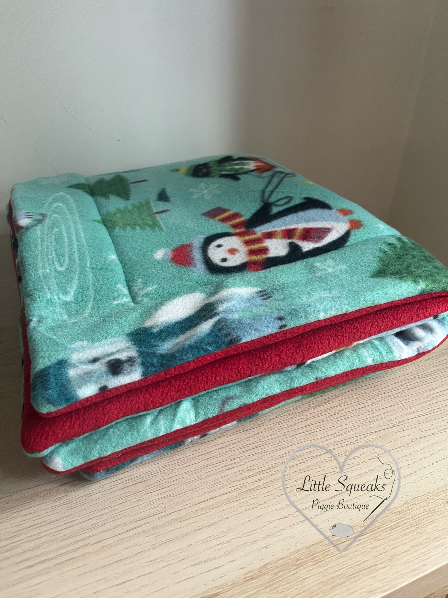 Fleece Cage Liner for Guinea Pigs - Penguin Pals