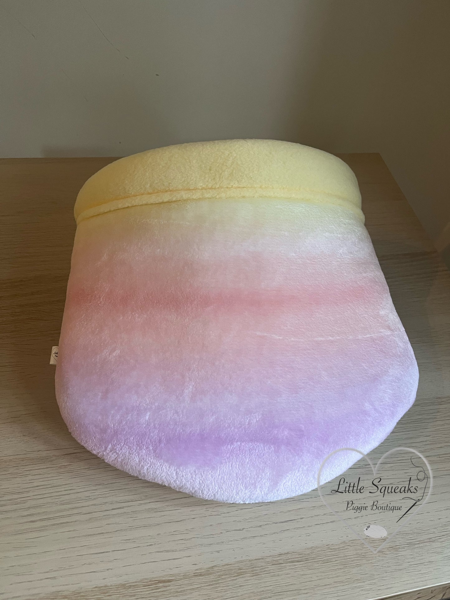 Stay Open Snuggle Sack for Guinea Pigs - Unicorn Dreams