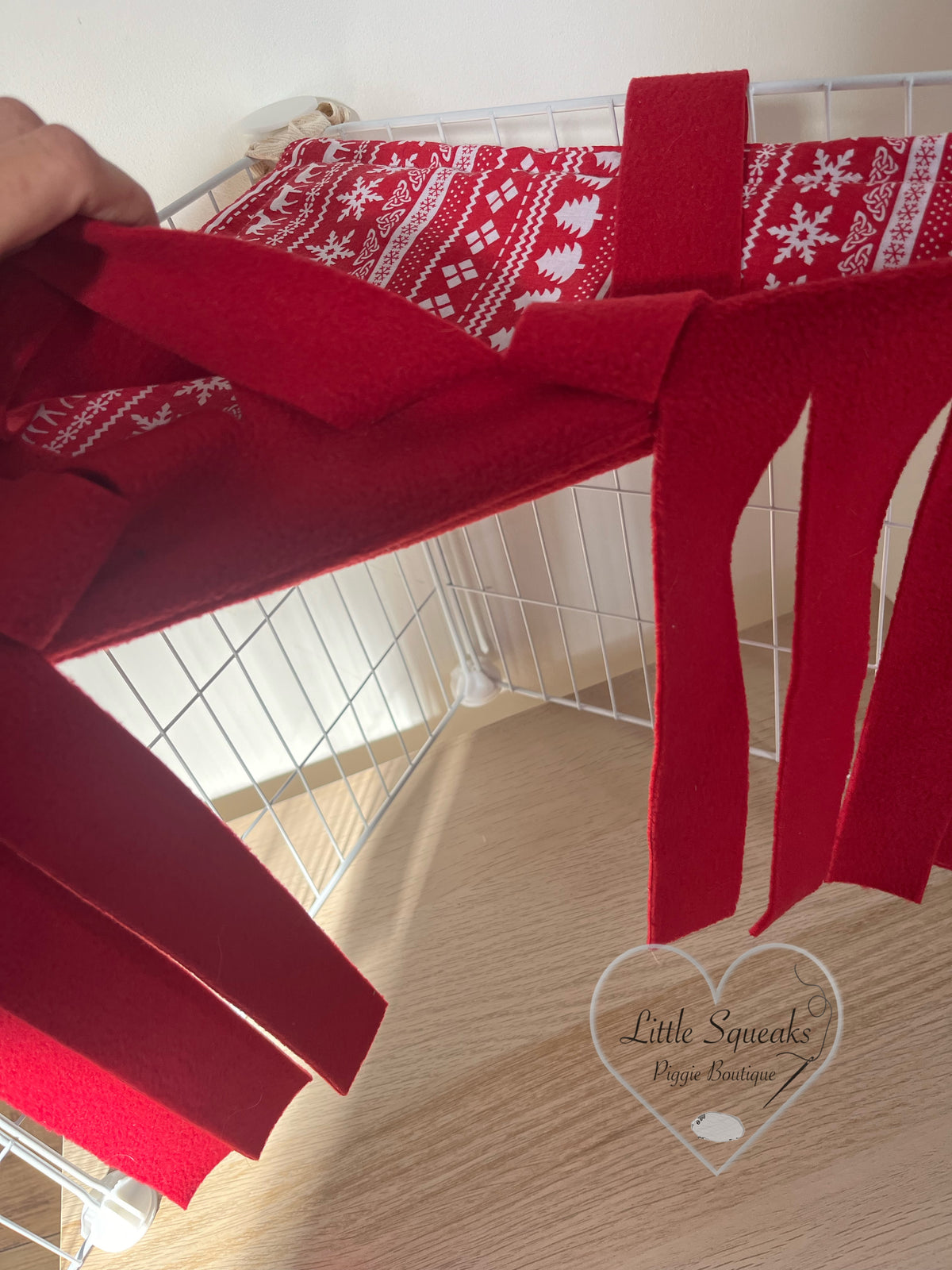 Christmas Corner Forest Fleece - Guinea Pig Hide/Hideout (Nordic)