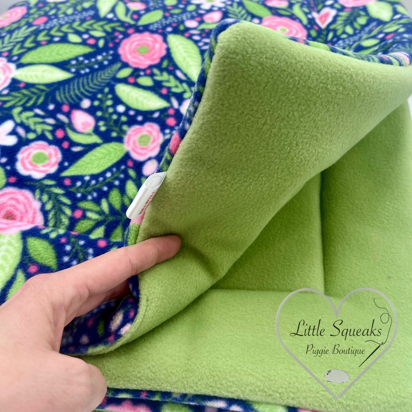 Fleece Cage Liner for Guinea Pigs - Flower Garden