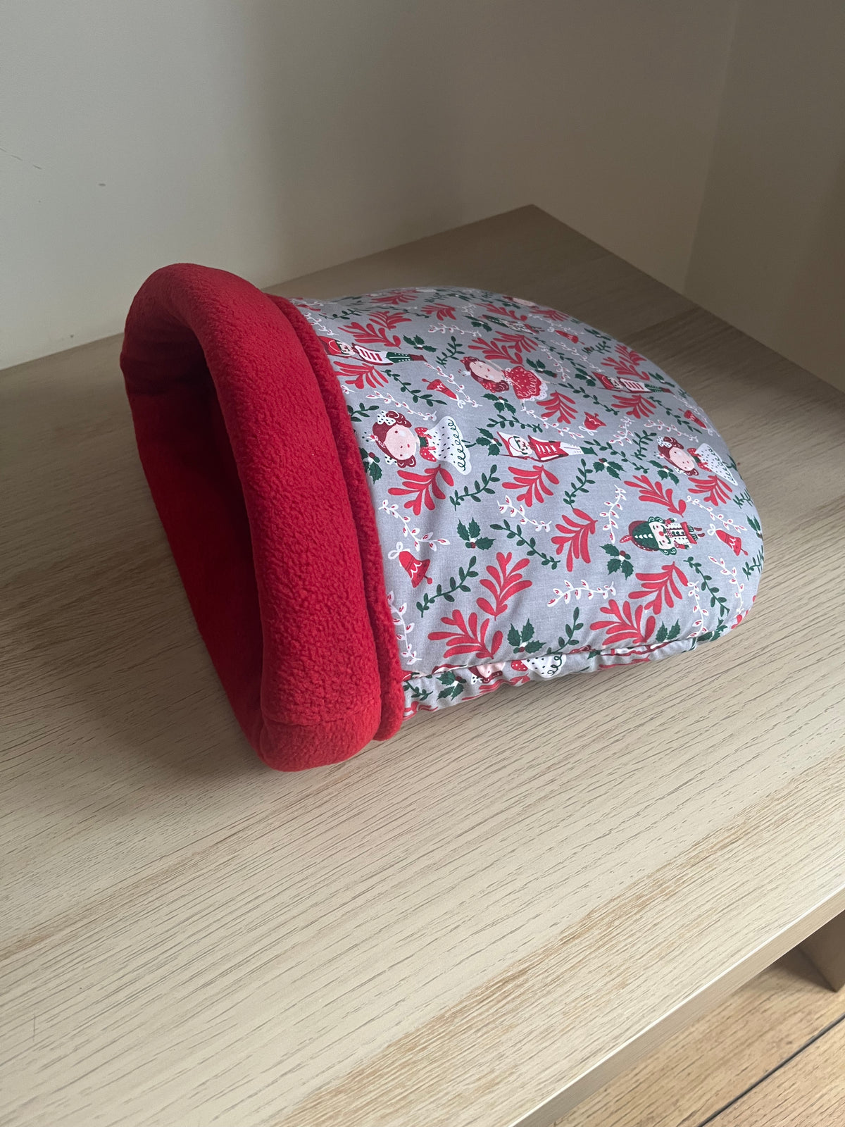 Christmas Stay Open Snuggle Sack - Guinea Pig Bed/Hide (Nutcracker-Silver)