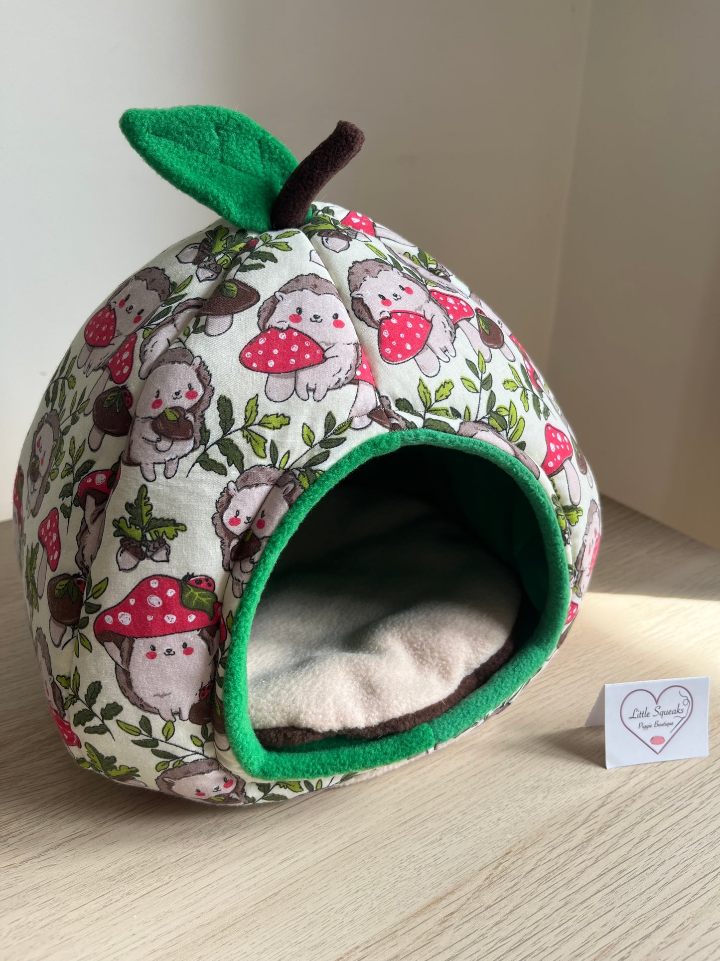 Enchanted Hedgehog Collection Cosy Pod - Guinea Pig Bed/Hide