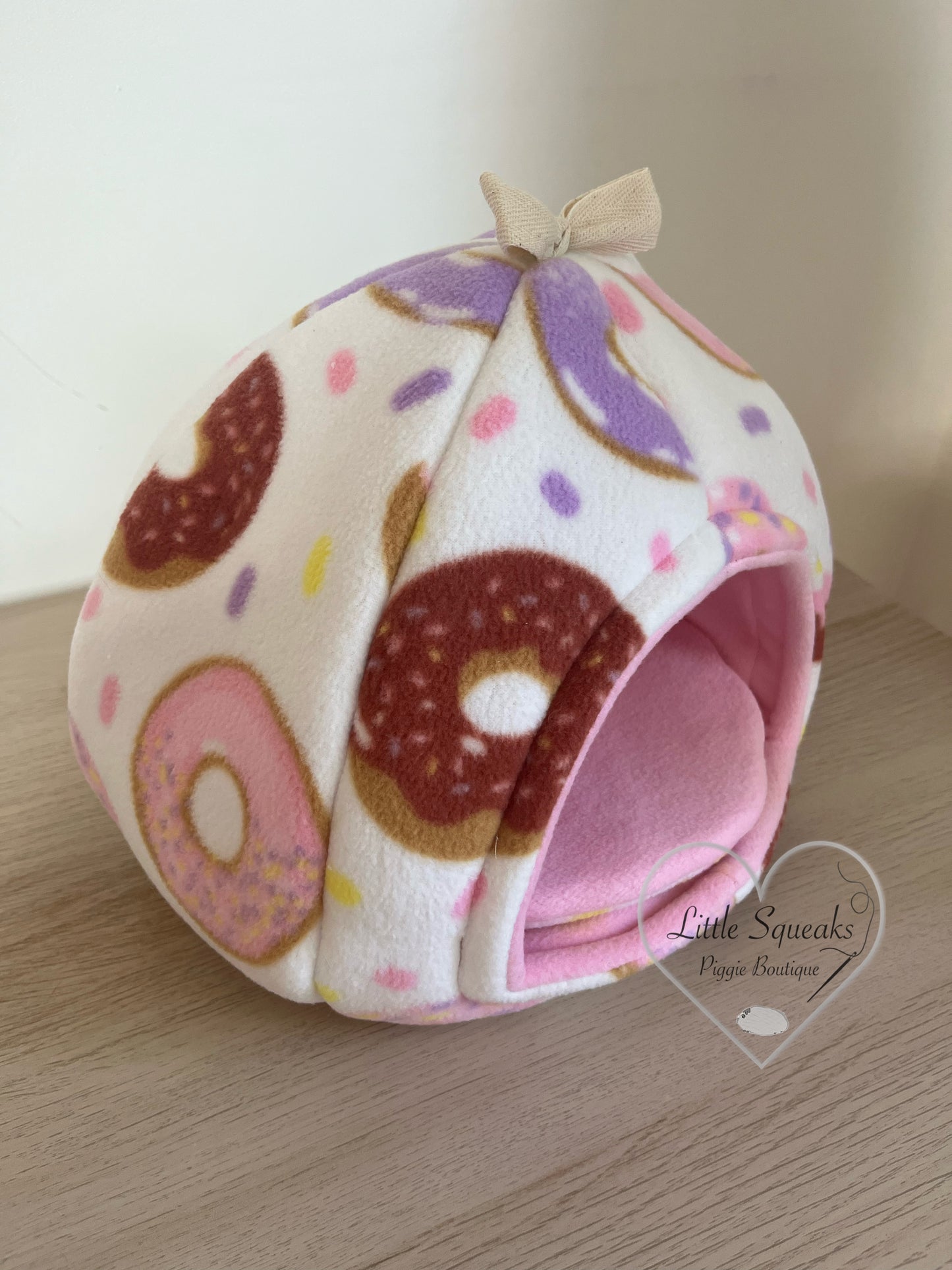 Donuts & Sprinkles Cosy Pod - Guinea Pig Bed/Hide